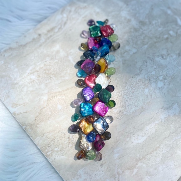 Multicolor Pearl And Crystal Bead Bracelet - Picture 2 of 4